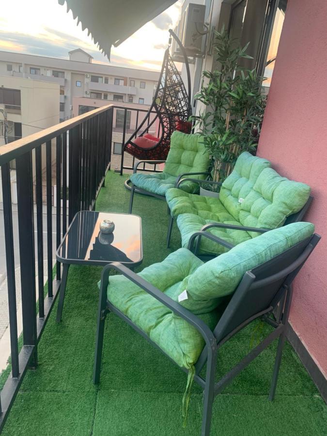 Raph Apartment นาโวดาริ ภายนอก รูปภาพ