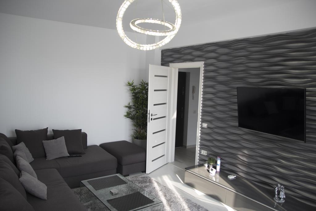 Raph Apartment นาโวดาริ ภายนอก รูปภาพ